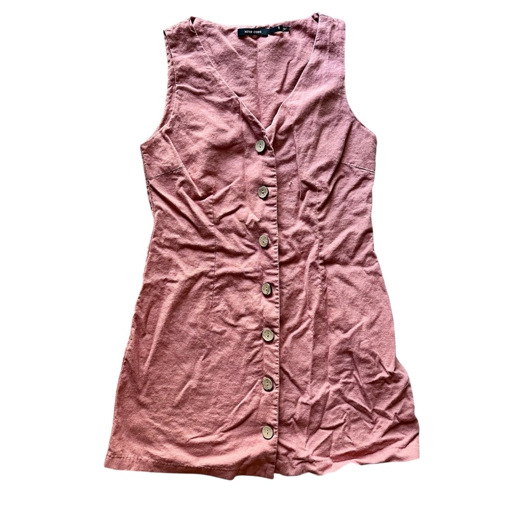 Women’s Sleeveless Pink Button-Down Dress